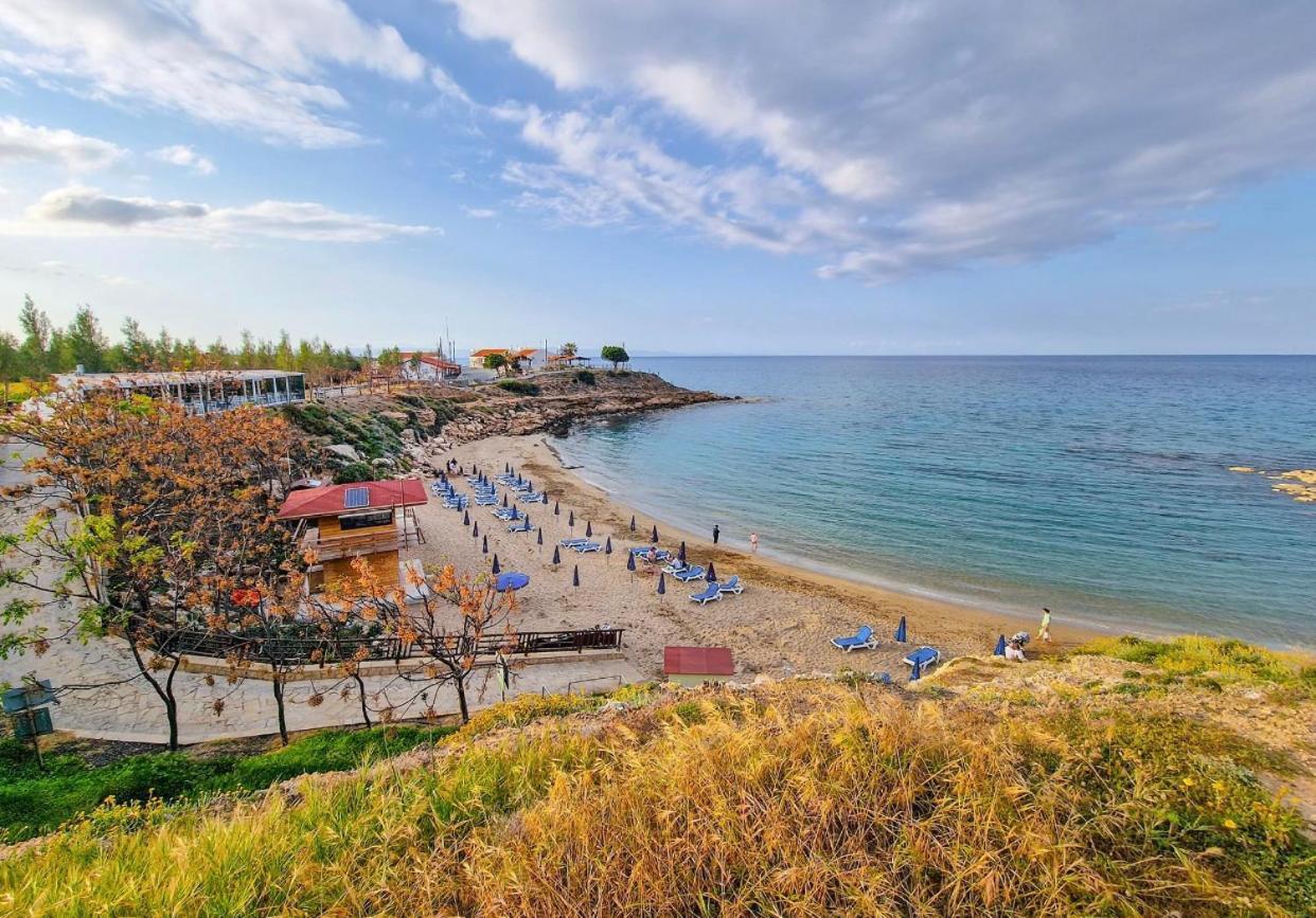 Villa Diana - 200 Meters From Kapparis, Fireman'S Beach Paralimni Ngoại thất bức ảnh