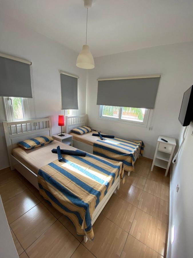 Villa Diana - 200 Meters From Kapparis, Fireman'S Beach Paralimni Ngoại thất bức ảnh